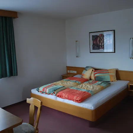 Guest house Alpengasthof Goetschenalm 3*