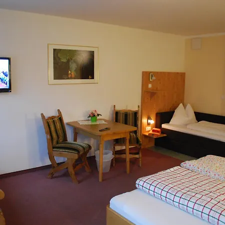 Guest house Alpengasthof Goetschenalm 3*